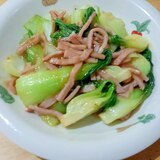 青梗菜とハムの炒め物